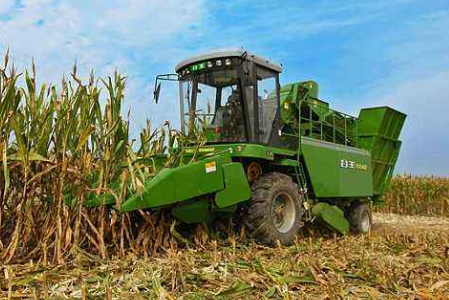 国务院加快推进农业机械化和农机装备产业升级